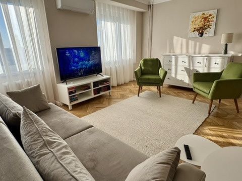 Apart. 4 camere, mobilat și utilat, central, Bloc Stea cu vedere spre Primărie – fotografia 29 din 32