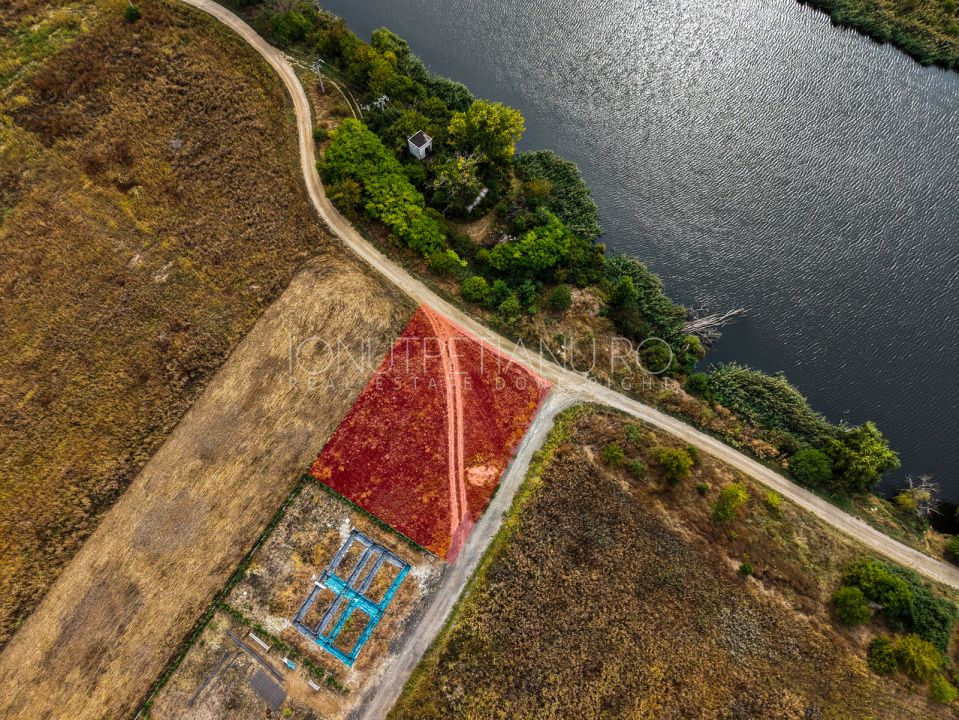 Teren cu vedere la lac Corbeanca - Petresti – fotografia 17 din 19