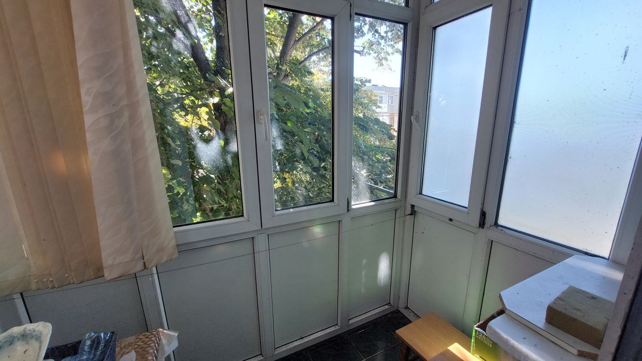 Apartament 2 camere semidecomandat, etajul 3, Craiovita zona Scoala Elena Farago – fotografia 6 din 6