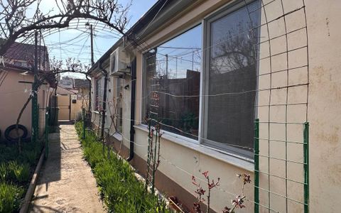 Casa situata in zona Tomis II | 386 mp teren
