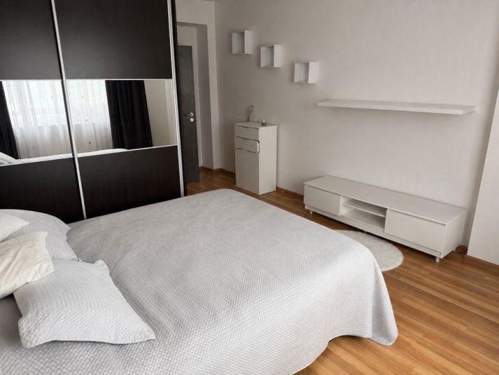 3 Camere de inchiriat | Apusului | Centrala | Pet-Friendly | Parcare – fotografia 1 din 8