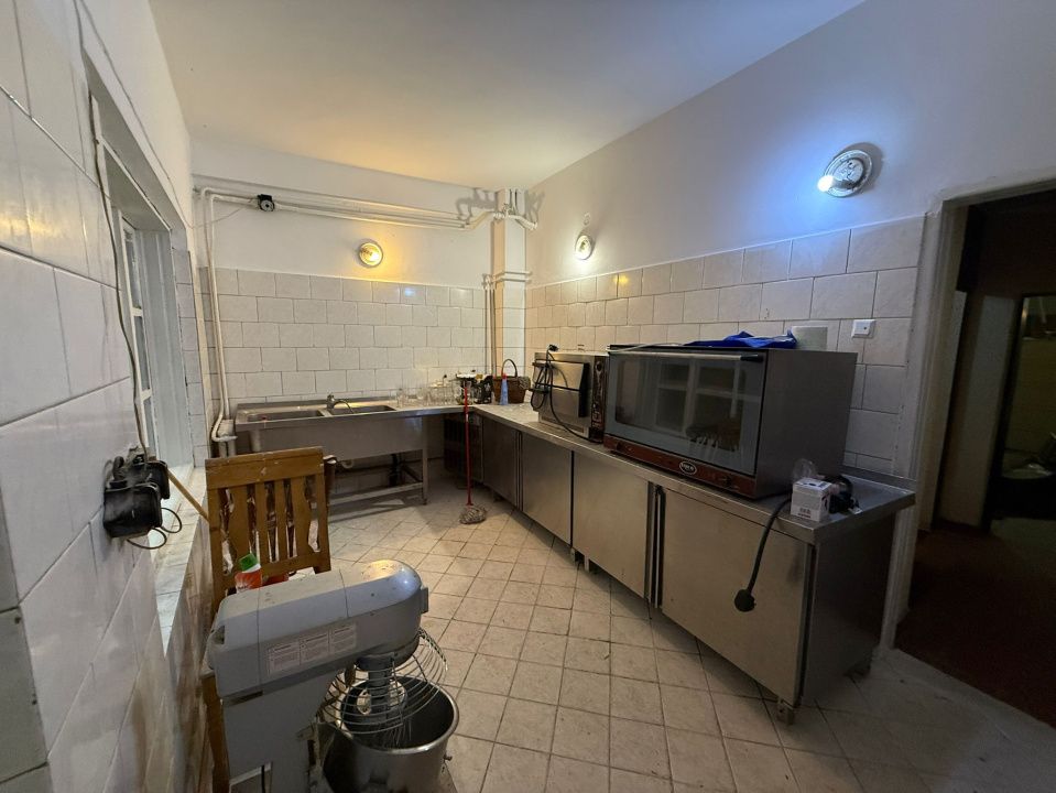 Spatiu comercial, 377 mp, Cartier 1 Mai, Zona Medicina Veche – fotografia 15 din 16