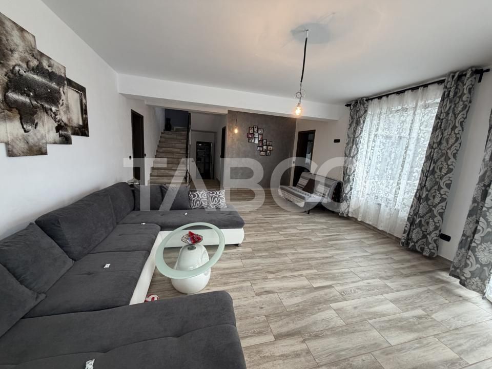 Casa individuala 5 camere 3 bai garaj 497 m teren liber Sat Sercaia – fotografia 8 din 18