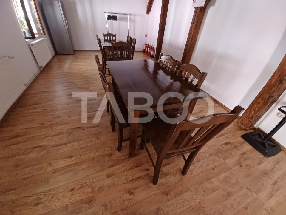 Piata Mare-Restaurant terasa inchiriata separat – fotografia 9 din 10