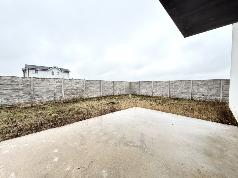 Triplex modern, 4 camere, 140 mp utili, 330 mp teren - Sanandrei – fotografia 9 din 9