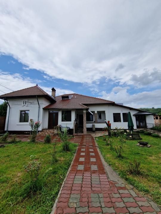 Casă cu piscină de vânzare – Răzvad, Dâmbovița – fotografia 1 din 18