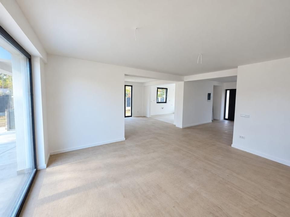 Vila premium cu arhitectura moderna Valea Ursului-Miroslava – fotografia 5 din 13