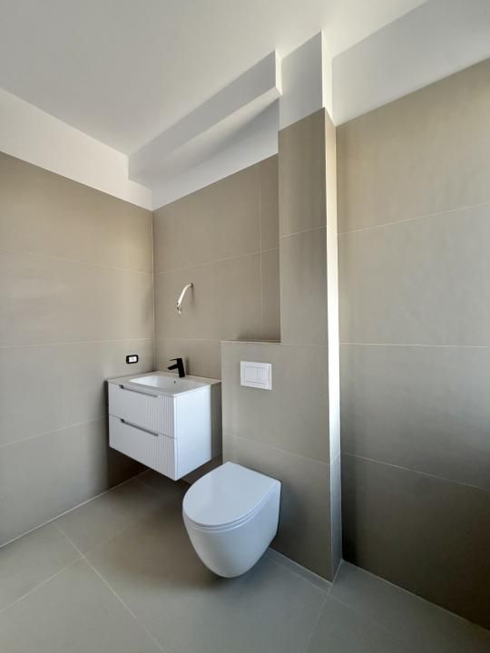 Duplex, despartit prin camera tehnica, 4 camere, 111mp utili in Giroc – fotografia 9 din 24