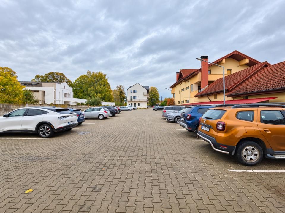 3 camere de închiriat, balcon de 10 mp și parcare | Calea Moldovei – fotografia 9 din 9