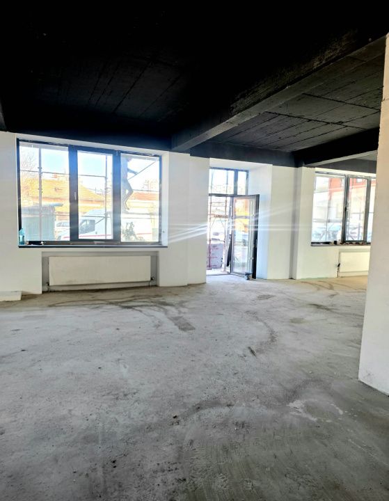 Clădire modernă cu regim D+P+3, situată în zona Faleza Nord – fotografia 12 din 43