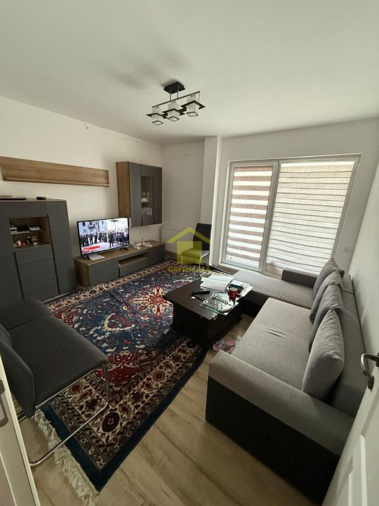 Apartament 3 camere decomandate, etaj 1, zona Sesul de Sus – fotografia 3 din 11