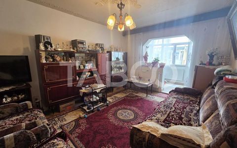 Apartament 3 camere decomandat zona 1 Decembrie 75mp si boxa la subsol