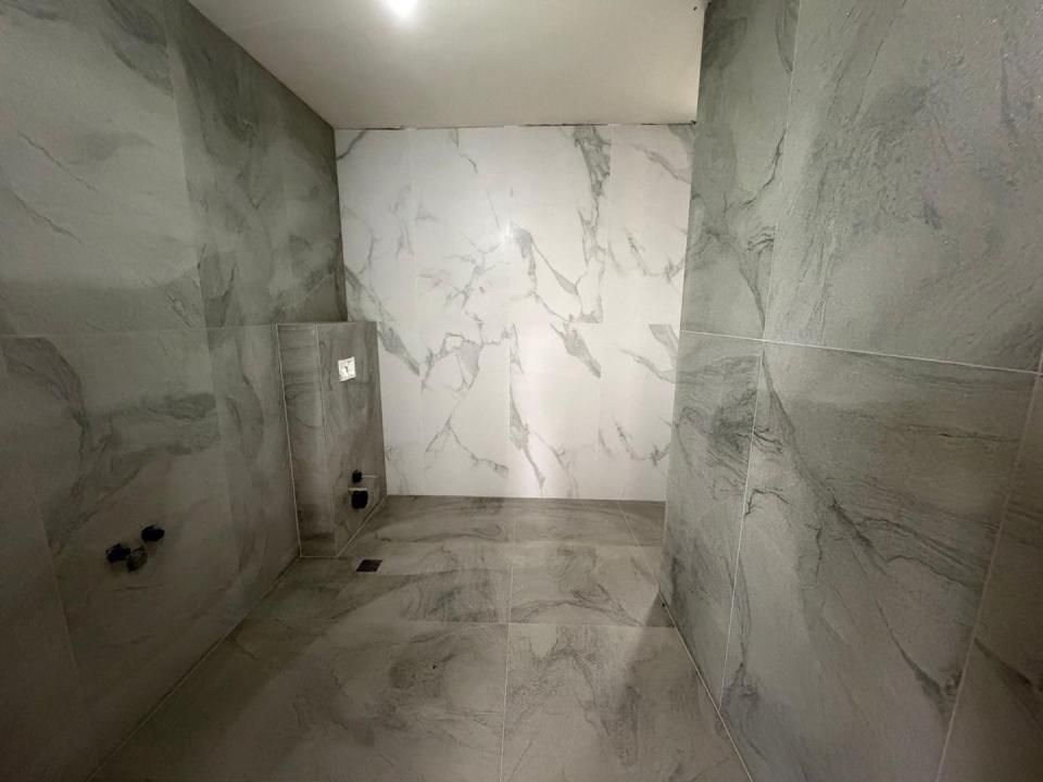 Individuala | Parter + Etaj + Pod | Asfalt | Toate utilitatile | Garaj – fotografia 13 din 22