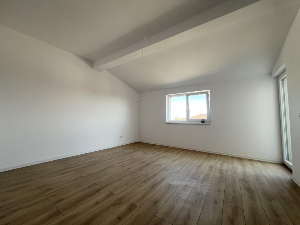 Apartament 2 camere, 52 mp utili, decomandat, planseu de beton - Giroc – fotografia 2 din 9