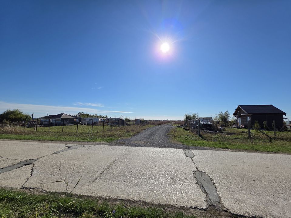 Teren intravilan 585 mp in Corbu, ideal pentru investitie – fotografia 1 din 9
