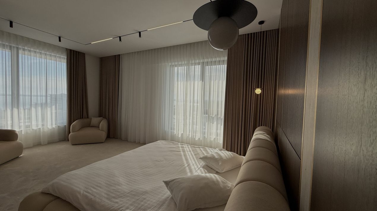 Penthouse 5 camere, vedere la Mare si la Lac, 2 parcari subterane la ALB – fotografia 68 din 84