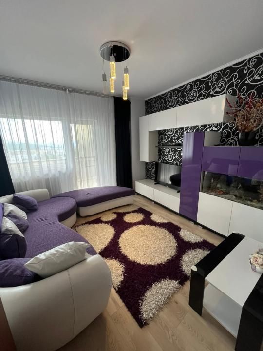 Apartament decomandat, 2 camere, 2 garaje, Zorilor – fotografia 1 din 6