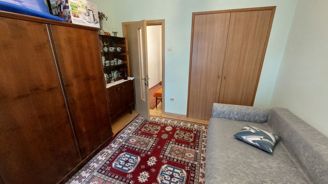 Apartament 3 camere semidecomandat, 63 mp, Rovine zona Facultatea de Drept – fotografia 3 din 7