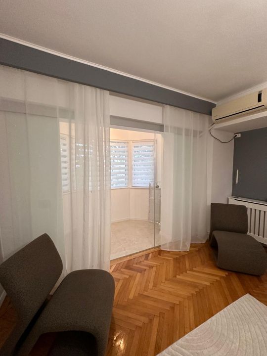 Apartament cu 2 camere de vânzare în zona Capitol – mobilat și utilat lux – fotografia 16 din 24