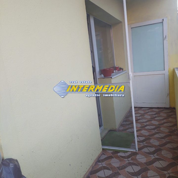 Garsoniera de vanzare in Cetate etaj 1 decomandata – fotografia 6 din 8