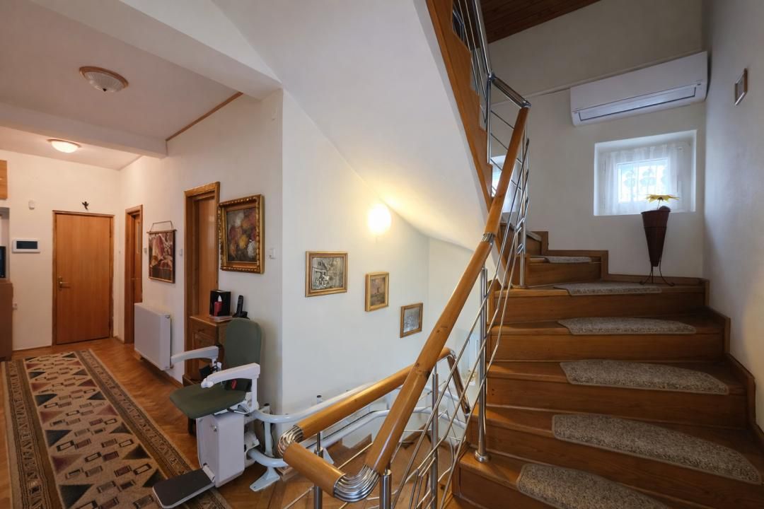 Refugiu exclusivist pe malul lacului Snagov – proprietate rară – fotografia 9 din 21