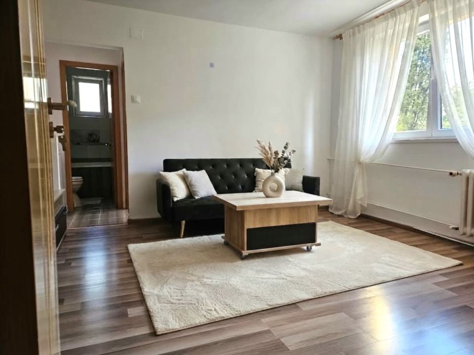 Apartament cu 2 camere si parcare pe strada Alverna – fotografia 1 din 9