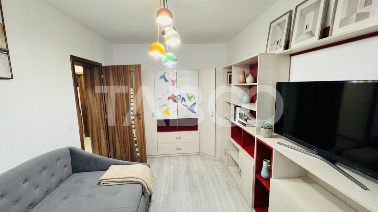 Apartament 3 camere de vanzare MOBILAT UTILAT 2 bai 1 parcare Selimbar – fotografia 6 din 12