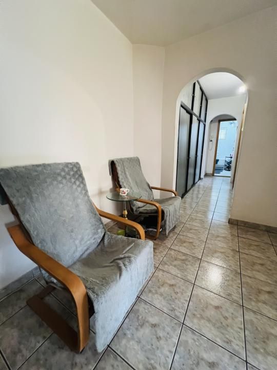 Apartament 3 camere, etaj 3, boxa - zona Torontalului – fotografia 4 din 14