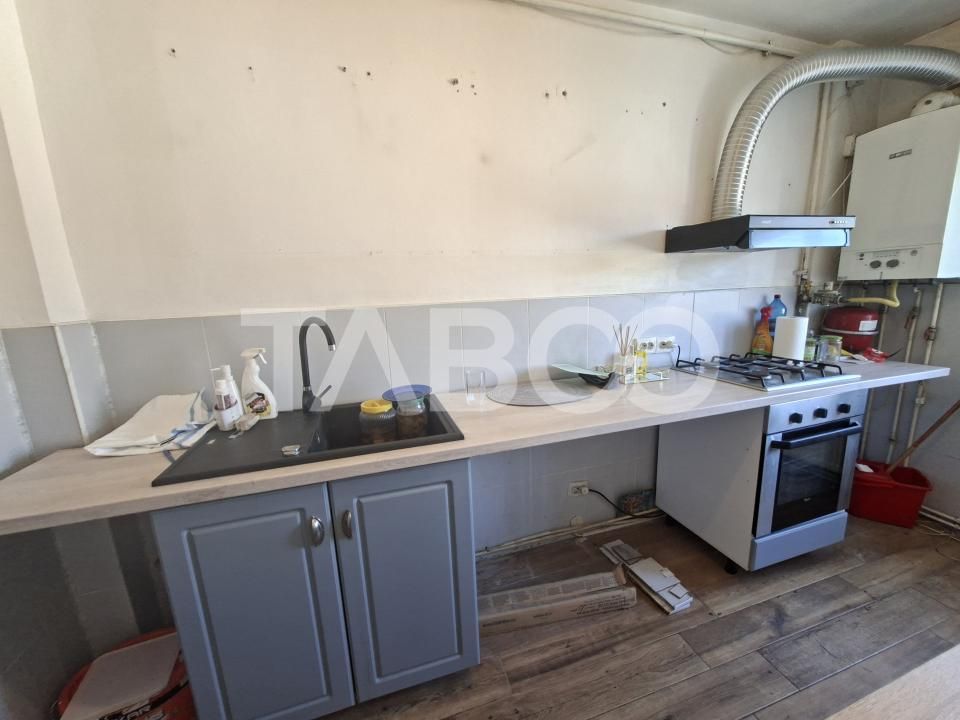 Apartament decomandat de vanzare 2 camere Strand etaj 4 acoperis – fotografia 9 din 18