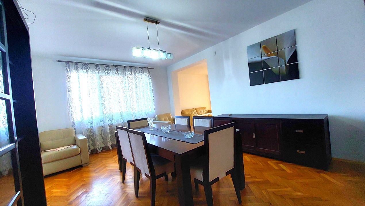 Apartament cu 4 camere 2 bai, 2 balcoane, boxa si garaj CETATE mobilat si utilat – fotografia 6 din 10
