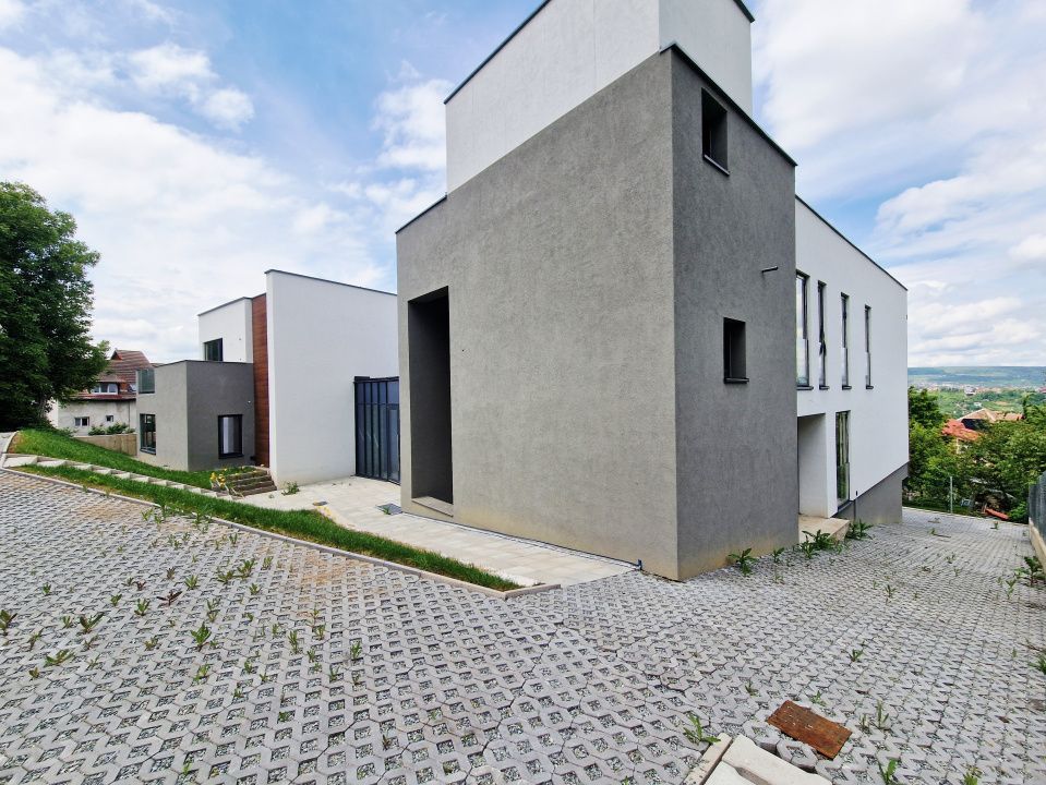 Cladire administrativa in zona Gradinii Botanice – fotografia 7 din 22