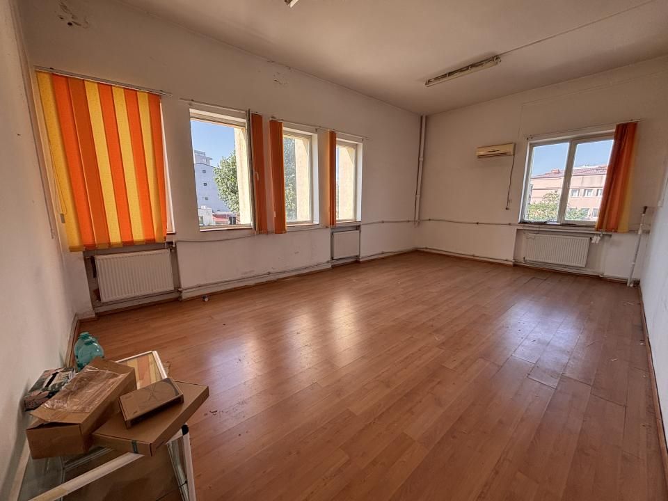 Spatii Birou intre 8 mp - 100 mp - Timpuri Noi - 850 m de Metrou – fotografia 11 din 24