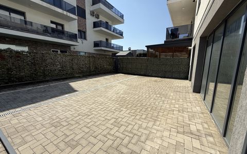Spatiu comecial cu terasa in Borhanci