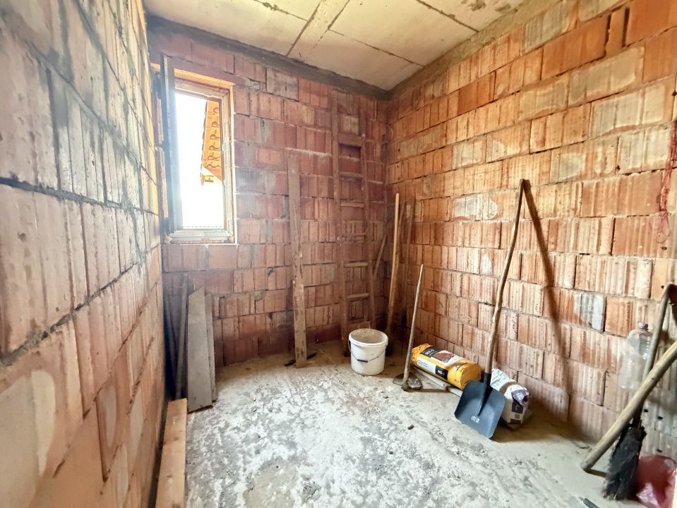Casă la ROSU Alba Iulia Cartier Orizont – 220 mp utili 388 mp teren utilitati – fotografia 13 din 20