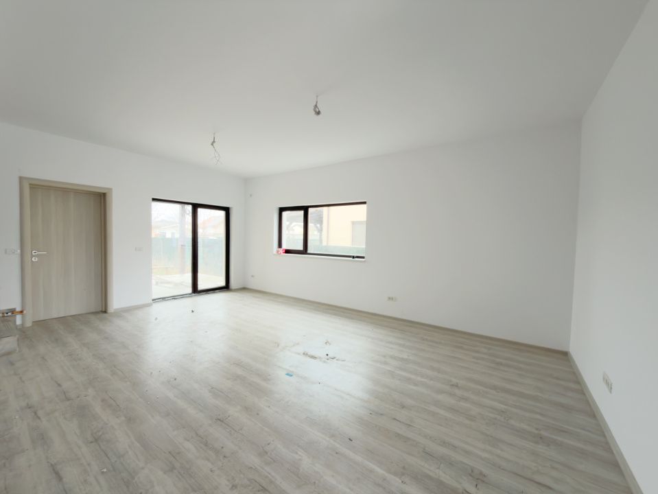 Duplex 5 camere, 116mp utili, 384 teren in Mosnita Veche – fotografia 3 din 18