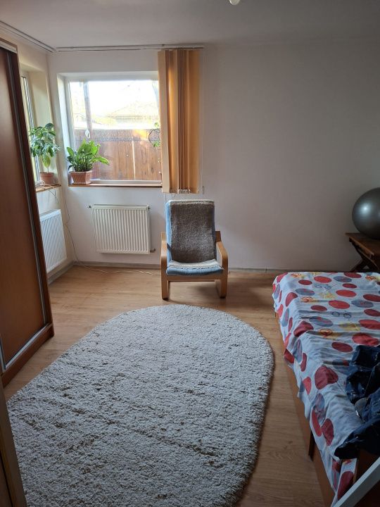 Casă cu 3 dormitoare și curte de 60 mp în Brâncoveanu, 183 mp teren – fotografia 2 din 15