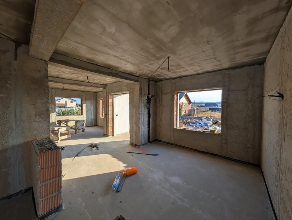 Casa noua Lilieci P+1, încălzire pardoseală , finisaje premium – fotografia 5 din 7