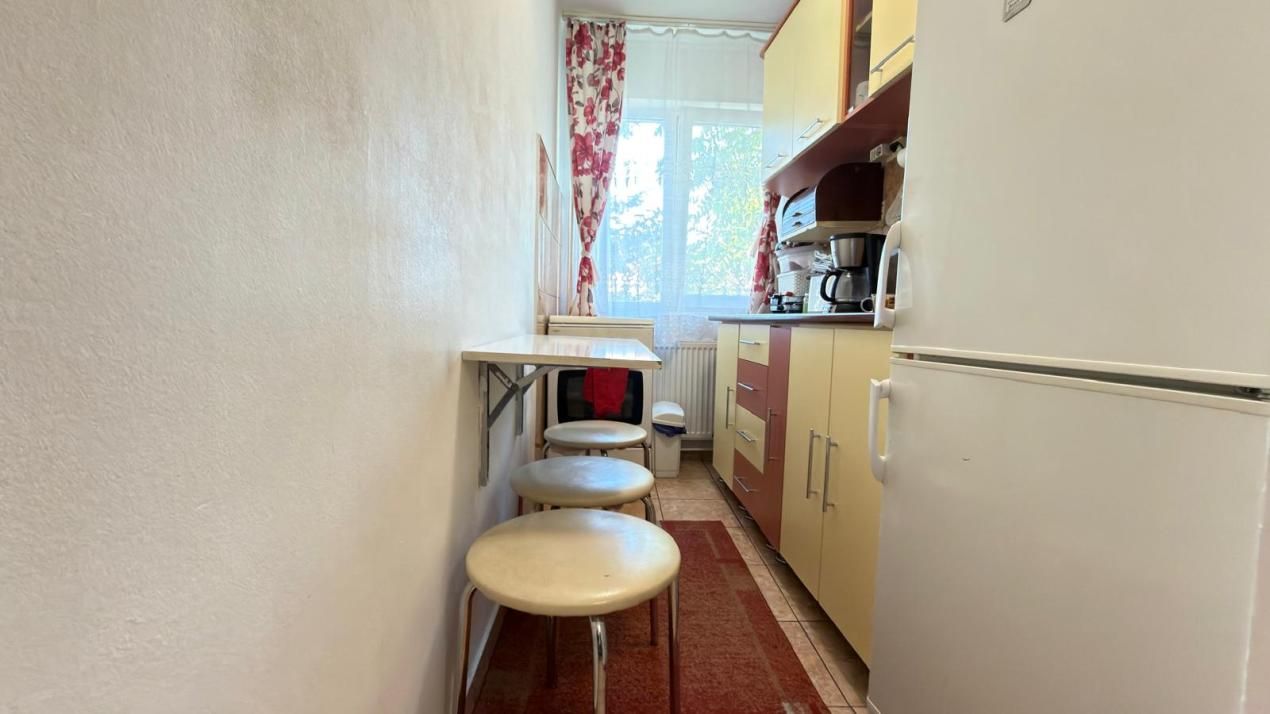 2camere | Etaj intermediar | Mobilat si utilat | Zona excelenta | Bloc anvelopat – fotografia 4 din 12