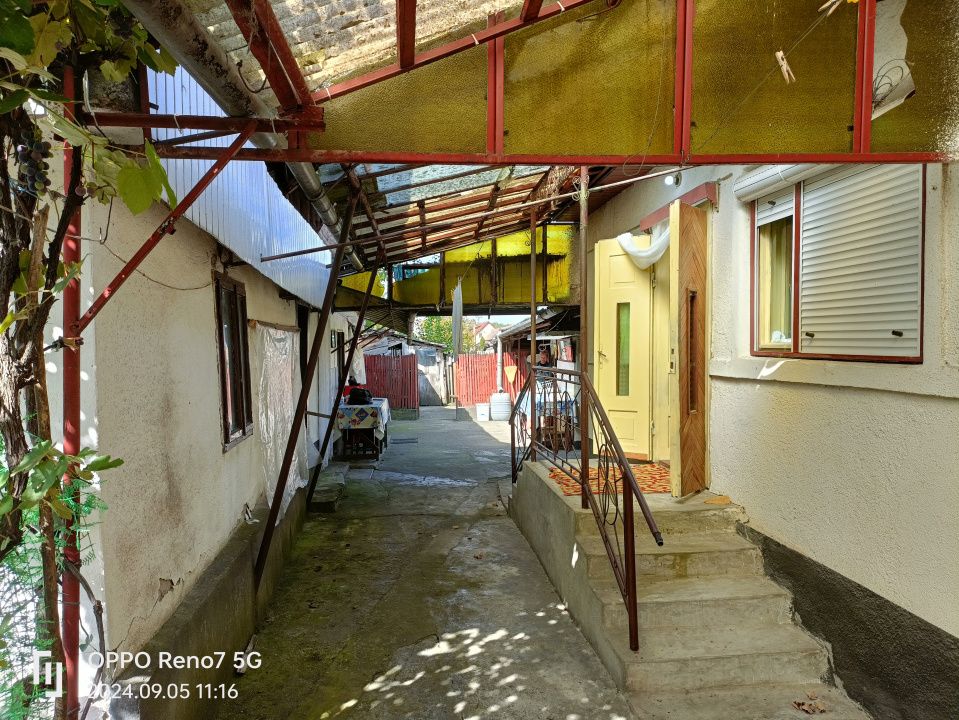 Casă de vânzare Reghin str Câmpului cu teren 13 arii – fotografia 2 din 4