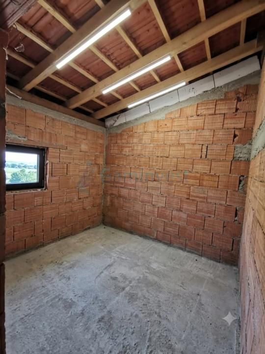 Casa de vanzare cu priveliste spre lac, in Paleu, Bihor – fotografia 17 din 23