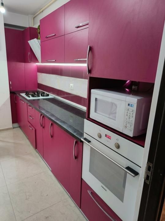 Apartament 3 camere decomandat, 77 mp + balcon, parcare subterană – fotografia 3 din 8