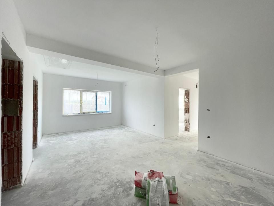 Duplex 3 camere cu toate utilitatile, 72mp utili, 300mp teren - Mosnita – fotografia 1 din 12