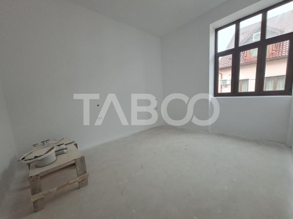 Garsoniera decomandata de vanzare in zona Centrala - cladire renovata – fotografia 10 din 13