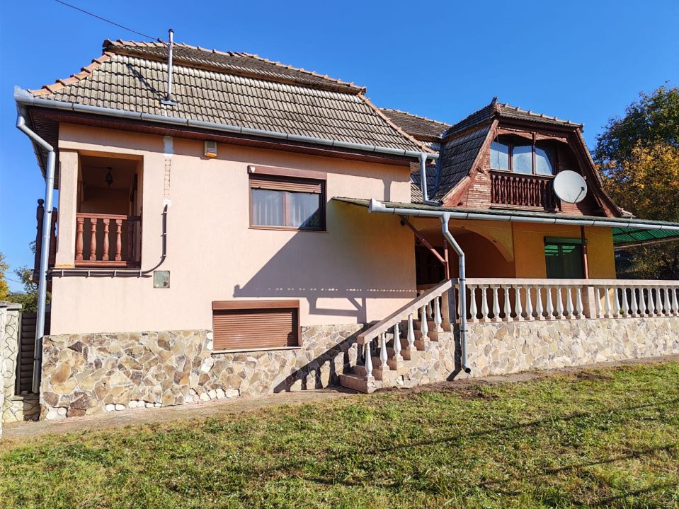 Casă vilă de vânzare Reghin - Ideciu de Sus – fotografia 4 din 27