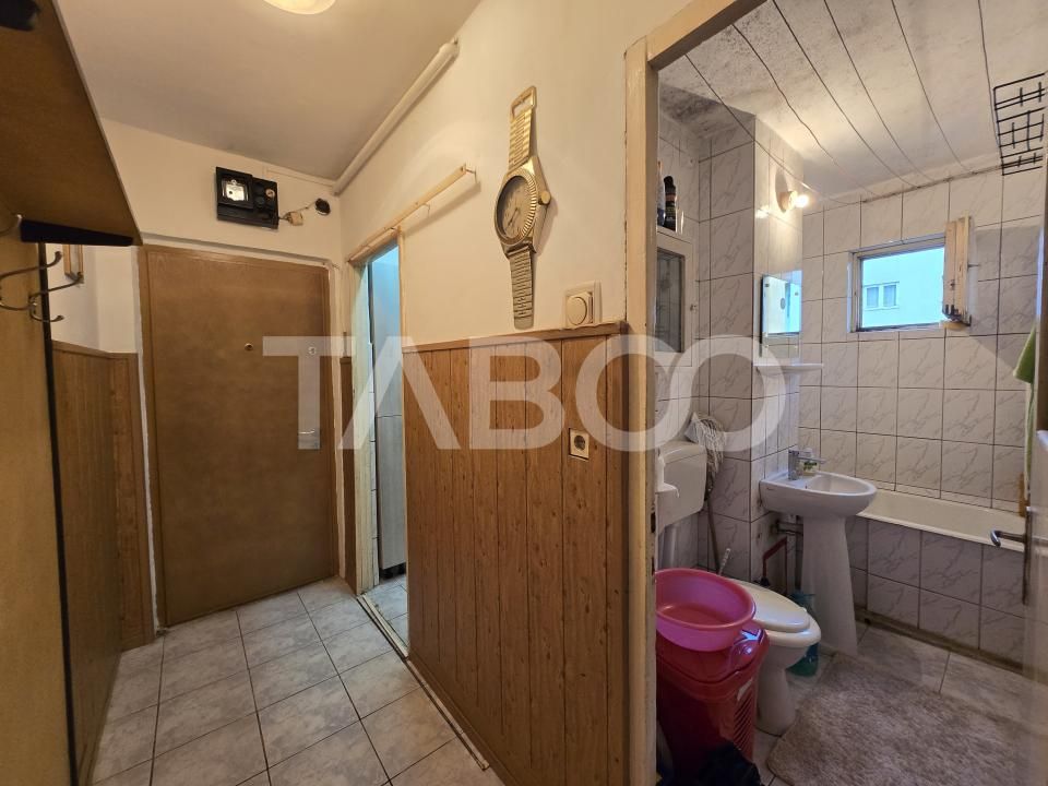 Apartament 2 camere de vanzare etaj intermediar 36mp zona Vasile Aaron – fotografia 8 din 12