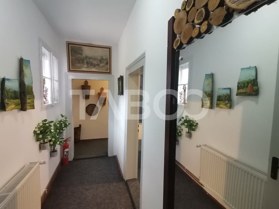Pensiune de lux de vanzare in inima padurii langa Sibiu – fotografia 18 din 54