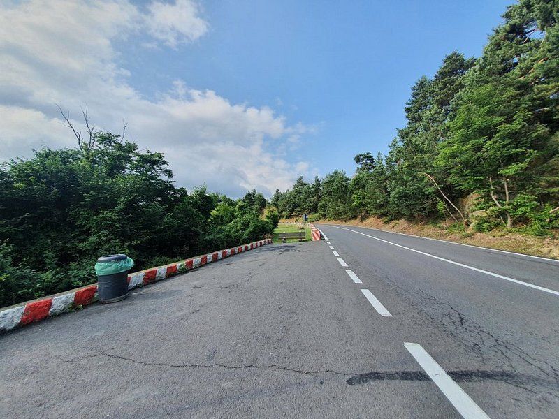 Teren cu priveliste superba si deschidere la drumul de Poiana Brasov – fotografia 13 din 16