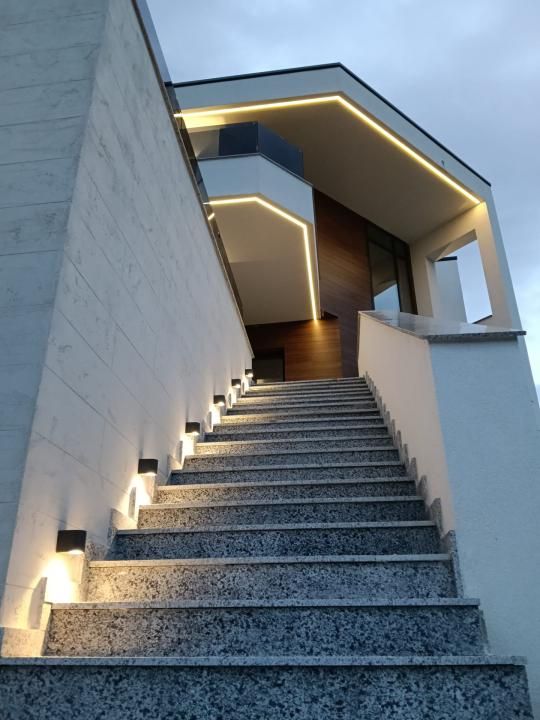 Casă cu Panoramă 360°, 245 mp Utili, Teren 800 mp, Garaj Dublu, Feleacu – fotografia 6 din 18