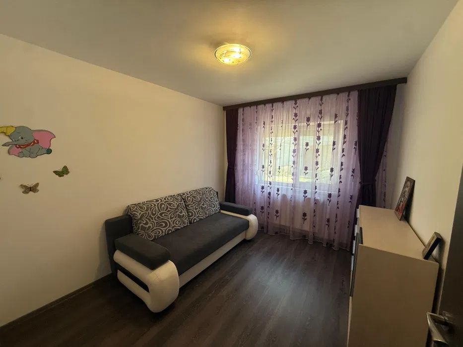 Apartament 3 camere Zona Anda – fotografia 5 din 9