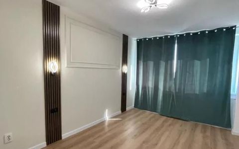 3 camere | Complet renovat | Etaj intermediar | Zona excelenta | Lift |